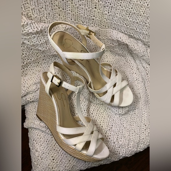 Jessica Simpson white wedge - Picture 1 of 3
